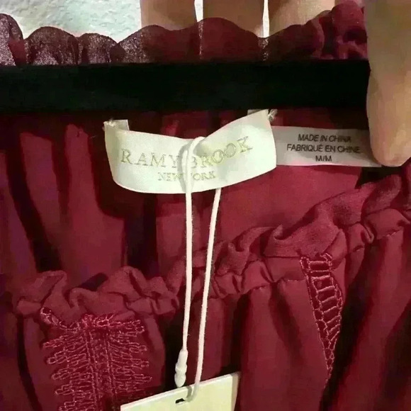 NWT Ramy Brook off shoulder blouse sz M - Picture 3 of 5